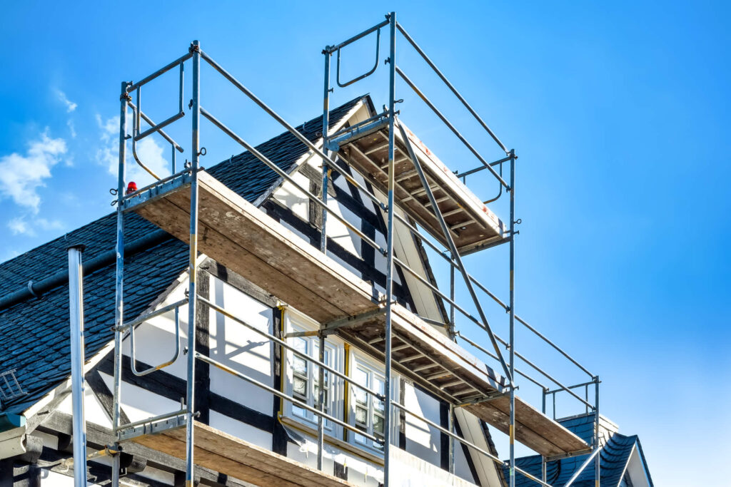 Why You Need Scaffolding for Your House Renovation